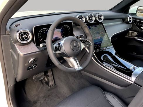 Certified 2026 Mercedes-Benz GLC 300 4MATIC image 9