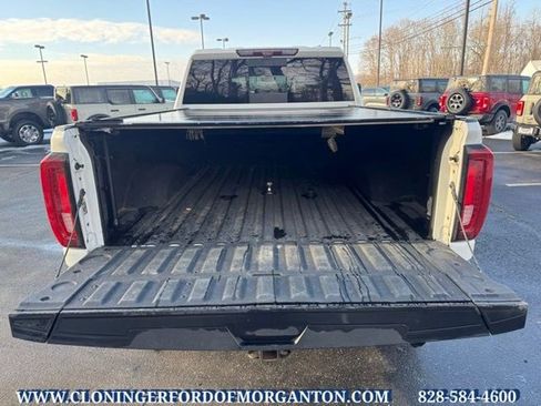 Used 2021 GMC Sierra 2500 AT4 w/ AT4 Premium Plus Package image 11