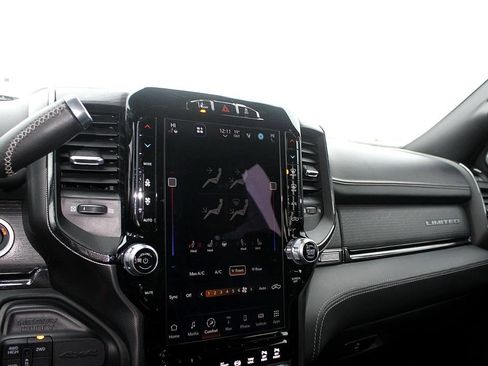 Used 2022 RAM 3500 Limited image 32