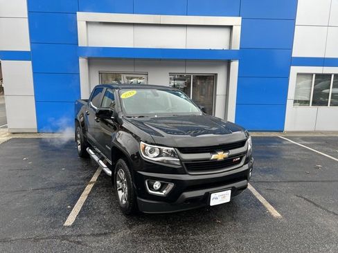 Used 2019 Chevrolet Colorado Z71 image 3