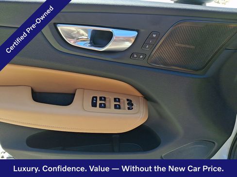 Certified 2023 Volvo XC60 B5 Ultimate w/ Climate Package AWD/4WD image 13