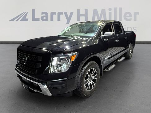 Used 2021 Nissan Titan SV w/ SV Convenience Package AWD/4WD image 1