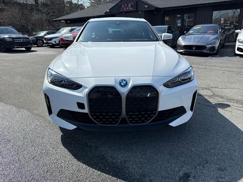 Used 2023 BMW i4 eDrive35 w/ Premium Package image 6