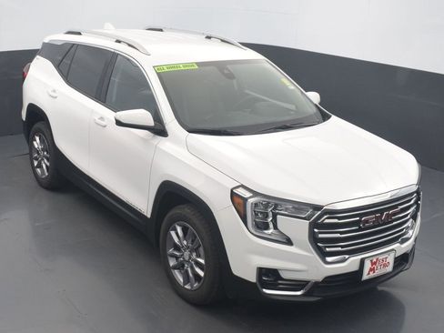 Used 2023 GMC Terrain SLT image 20