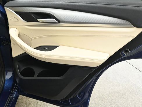 Used 2018 BMW X3 M40i image 17