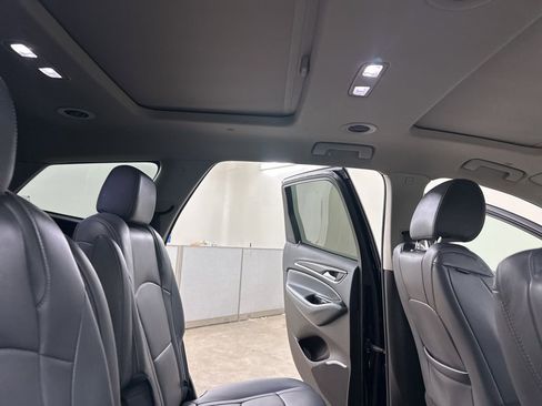 Used 2020 Buick Enclave Essence w/ Sport Touring Edition image 25