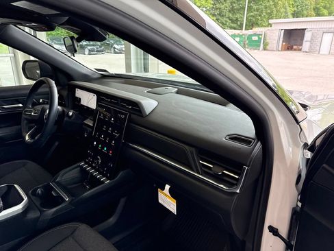 Used 2026 GMC Terrain Elevation w/ Black Edition AWD/4WD image 20