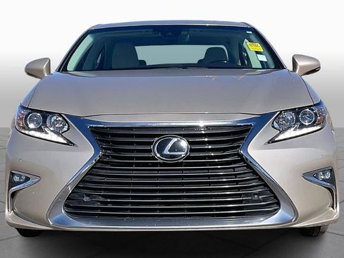 Used 2017 Lexus ES 350 image 4