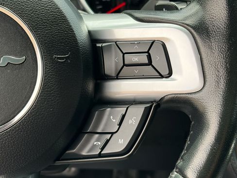 Used 2019 Ford Mustang Coupe RWD image 17