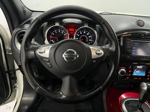 Used 2011 Nissan Juke SL AWD/4WD image 22