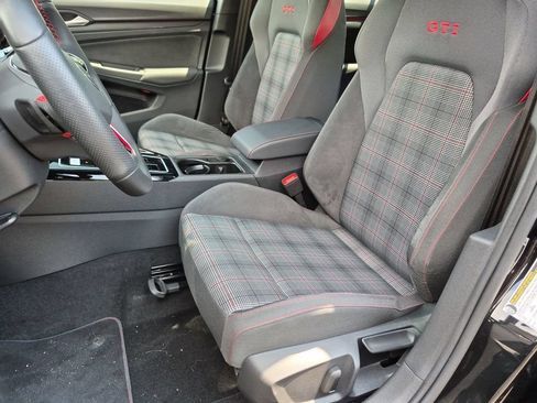 Certified 2024 Volkswagen GTI SE FWD image 10