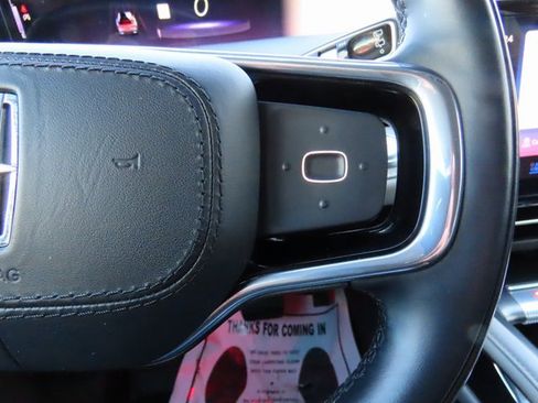 Used 2024 Lincoln Nautilus Reserve image 33