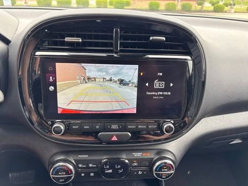 Certified 2024 Kia Soul EX w/ Option Group 015 FWD image 16