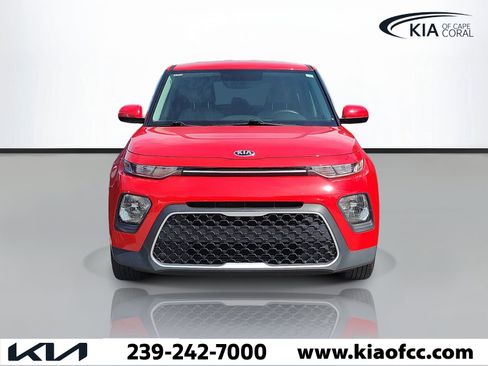 Used 2020 Kia Soul LX FWD image 2