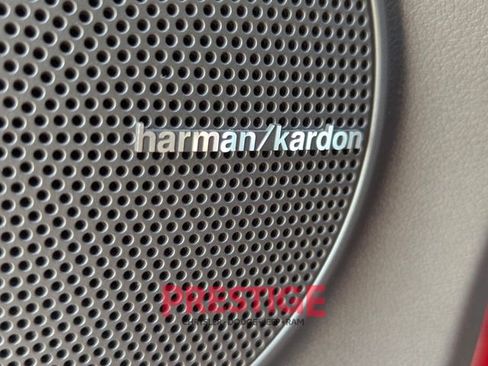 Used 2022 Hyundai Kona Limited image 23