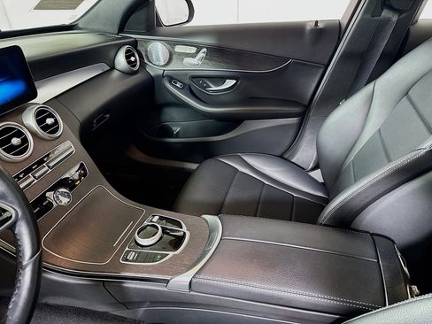 Used 2021 Mercedes-Benz C 300 4MATIC Sedan image 25