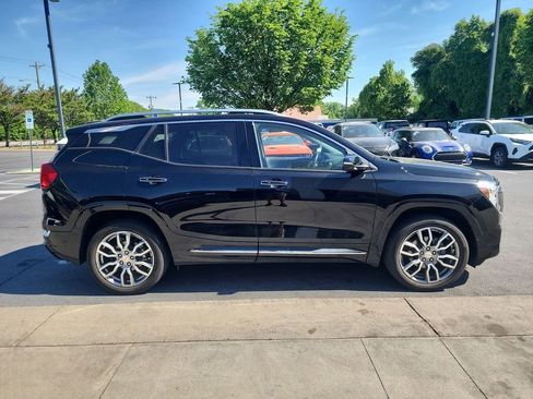 Certified 2022 GMC Terrain Denali AWD/4WD image 9