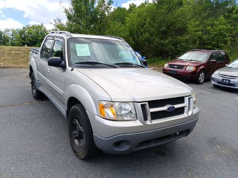 Used 2002 Ford Explorer Sport Trac 2WD image 1