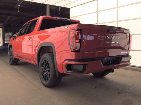 Used 2024 GMC Sierra 1500 Elevation AWD/4WD image 2