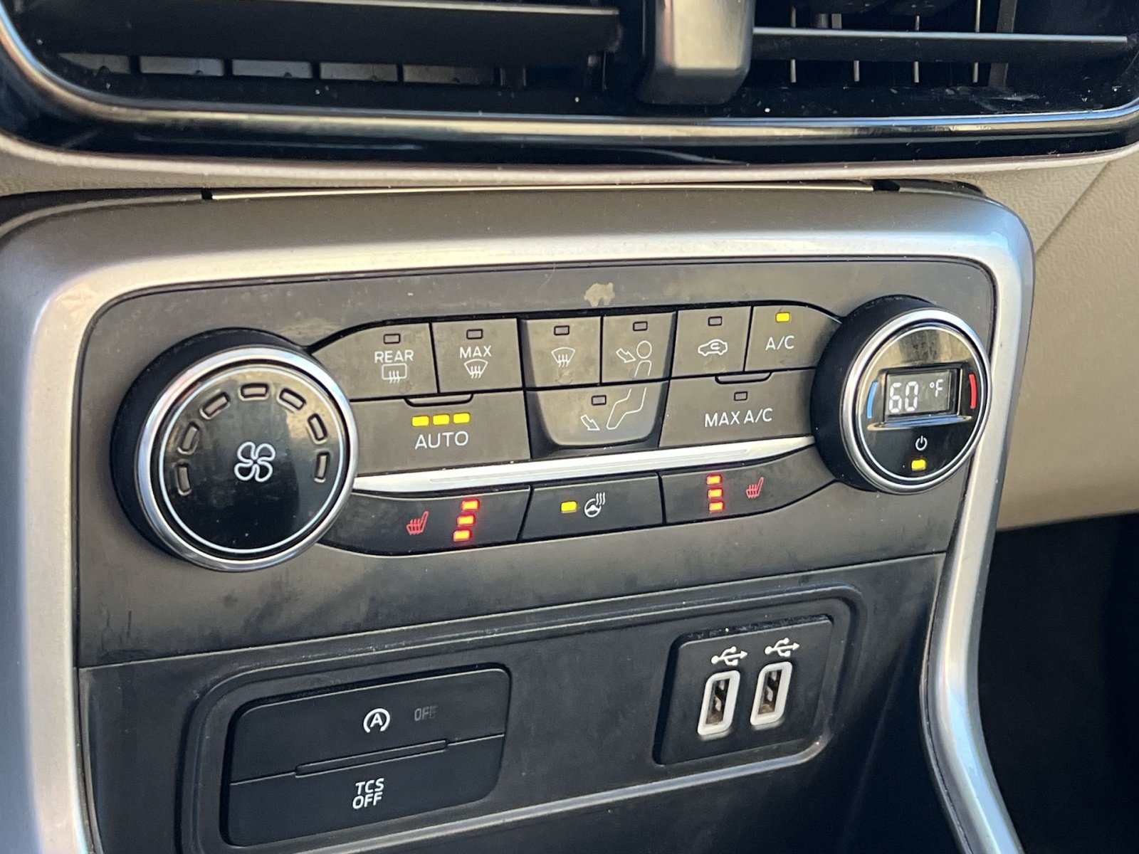Used 2019 Ford EcoSport Titanium AWD/4WD image 27