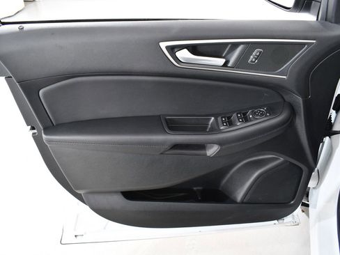 Used 2022 Ford Edge SEL w/ Convenience Package image 25