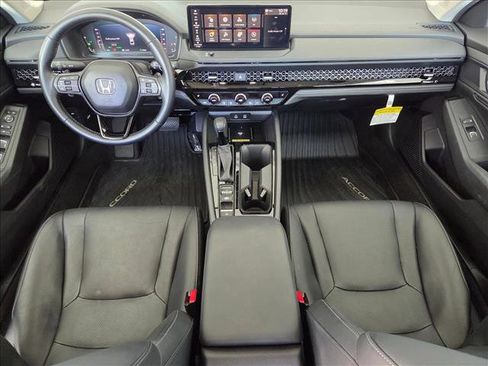Used 2025 Honda Accord EX-L image 16