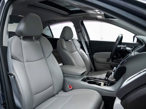 Used 2019 Acura TLX 2.4L Technology Pkg image 24
