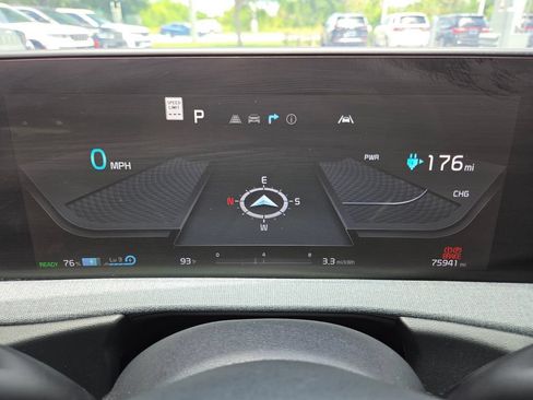 Used 2022 Kia EV6 Wind RWD image 35