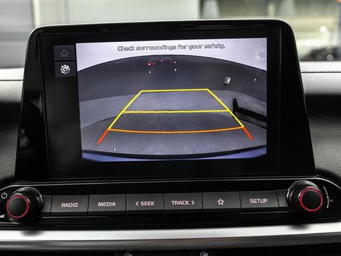 Used 2022 Kia Forte LXS w/ LXS Technology Package image 19