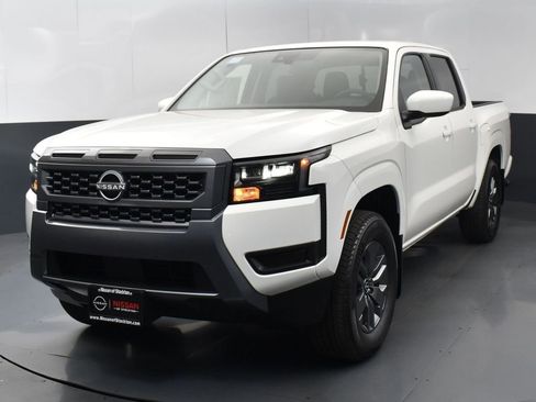 New 2026 Nissan Frontier SV w/ Tow Package image 3