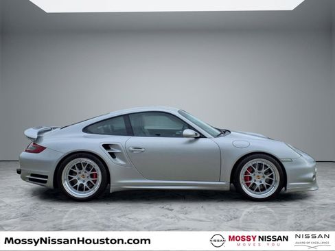 Used 2007 Porsche 911 Turbo AWD/4WD image 8