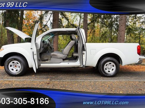 Used 2015 Nissan Frontier S image 25