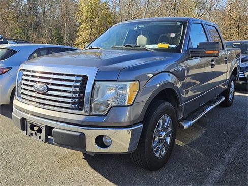 Used 2010 Ford F150 XLT image 3