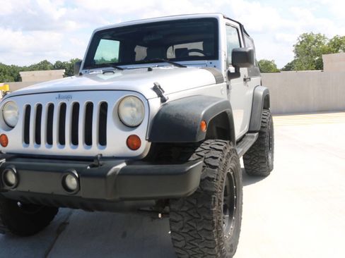 Used 2008 Jeep Wrangler X AWD/4WD image 9