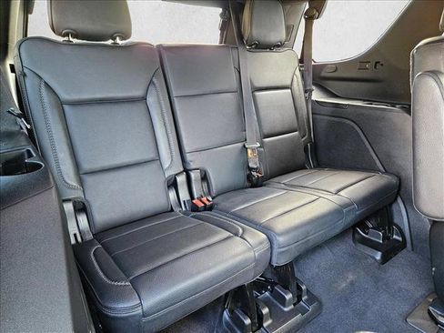 Used 2021 GMC Yukon Denali w/ Denali Ultimate Package AWD/4WD image 23