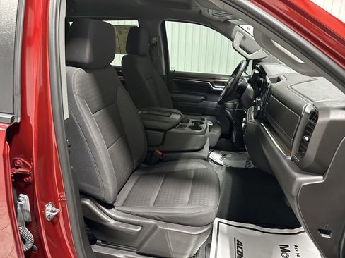 Used 2024 Chevrolet Silverado 1500 LT image 29