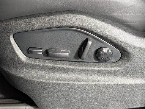 New 2026 Porsche Cayenne Coupe AWD/4WD image 27