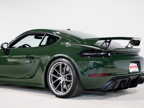 Used 2022 Porsche 718 Cayman GT4 image 35