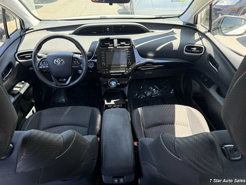 Used 2022 Toyota Prius Prime LE FWD image 13