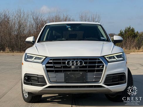Used 2018 Audi Q5 Prestige w/ Prestige Package image 2