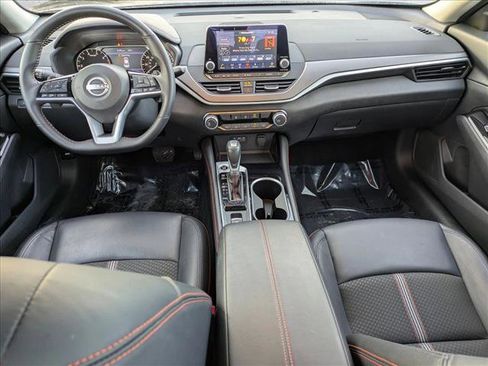 Used 2025 Nissan Altima 2.5 SR image 16