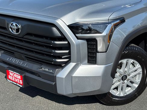 New 2026 Toyota Tundra SR5 w/ SR5 Convenience Package RWD image 3