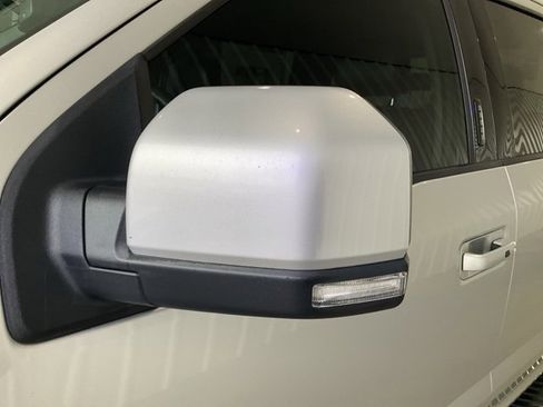 Used 2019 Ford F150 Lariat image 3