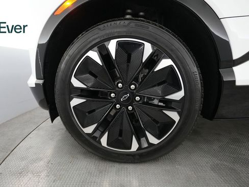 Used 2024 Chevrolet Blazer EV RS AWD/4WD image 19