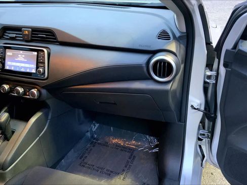 Used 2024 Nissan Versa S w/ Trunk Package image 17