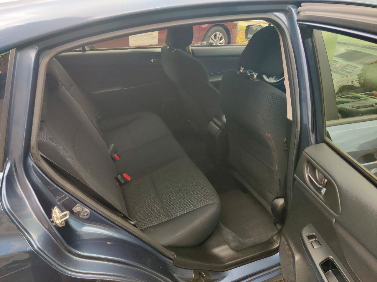 Used 2013 Subaru Impreza 2.0i Premium w/ All-Weather Pkg AWD/4WD image 15