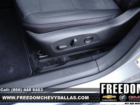 New 2025 Chevrolet Blazer EV RS image 35