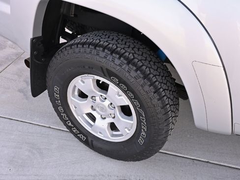 Used 2010 Toyota Tacoma 4x4 Access Cab V6 image 67