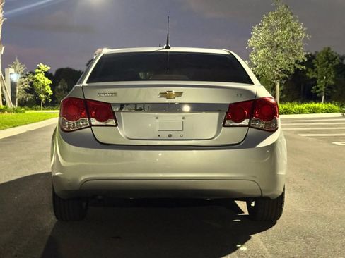 Used 2013 Chevrolet Cruze LT FWD image 7