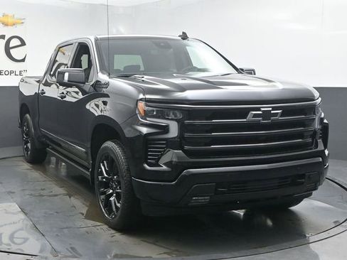 New 2026 Chevrolet Silverado 1500 High Country w/ High Country Premium Package AWD/4WD image 29